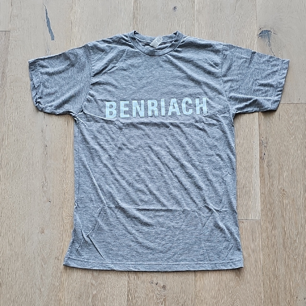 NWOT Benriach Scotch Heather Gray Men's Tee